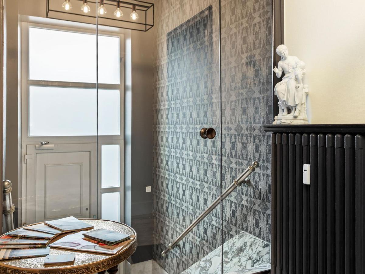 Stylish Apartment In Dinant Near The Maas Eksteriør bilde