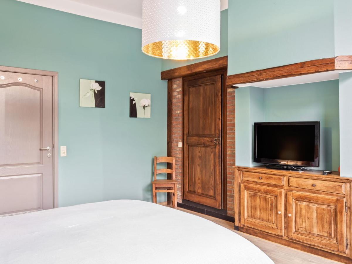 Stylish Apartment In Dinant Near The Maas Eksteriør bilde